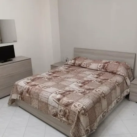 Camera In * Napels